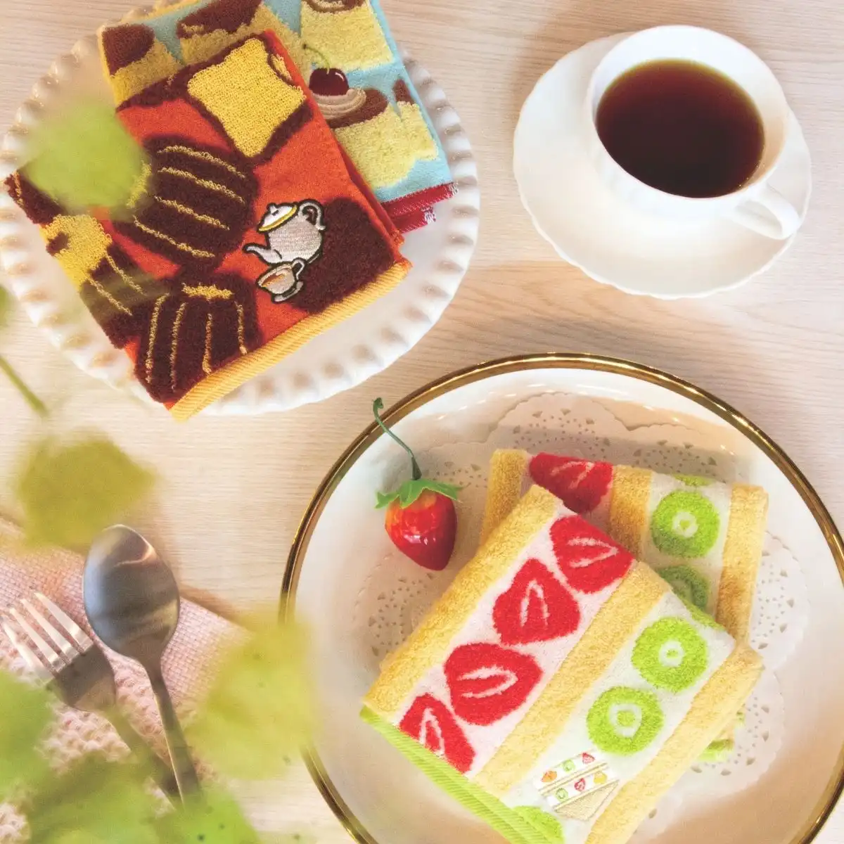 GuuGuuMeets! タオルハンカチ プリン｜ギフトプラザオンライン