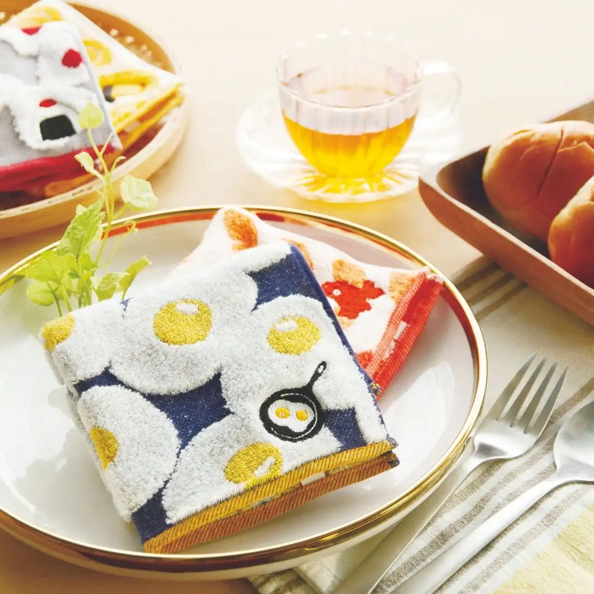 GuuGuuMeets! タオルハンカチ プリン｜ギフトプラザオンライン