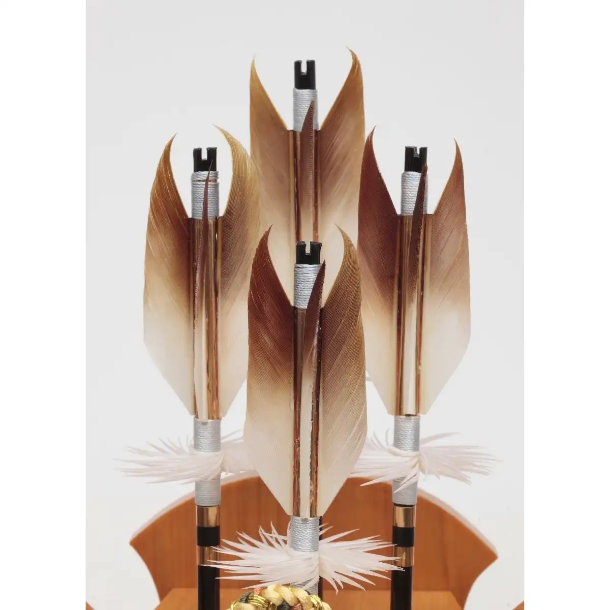 久月 破魔弓 銘木 檜 寄木細工 本籐 檜アクリルケース｜ギフトプラザ