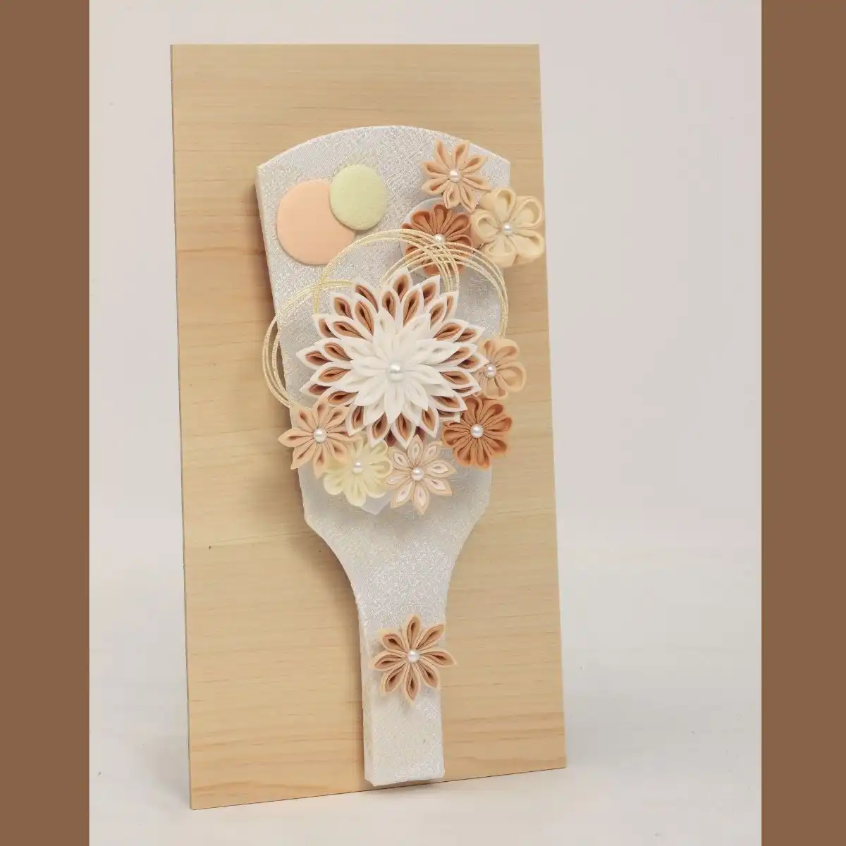 完売しました】久月 羽子板 檜アクリルケース飾り 茶つまみ｜ギフト