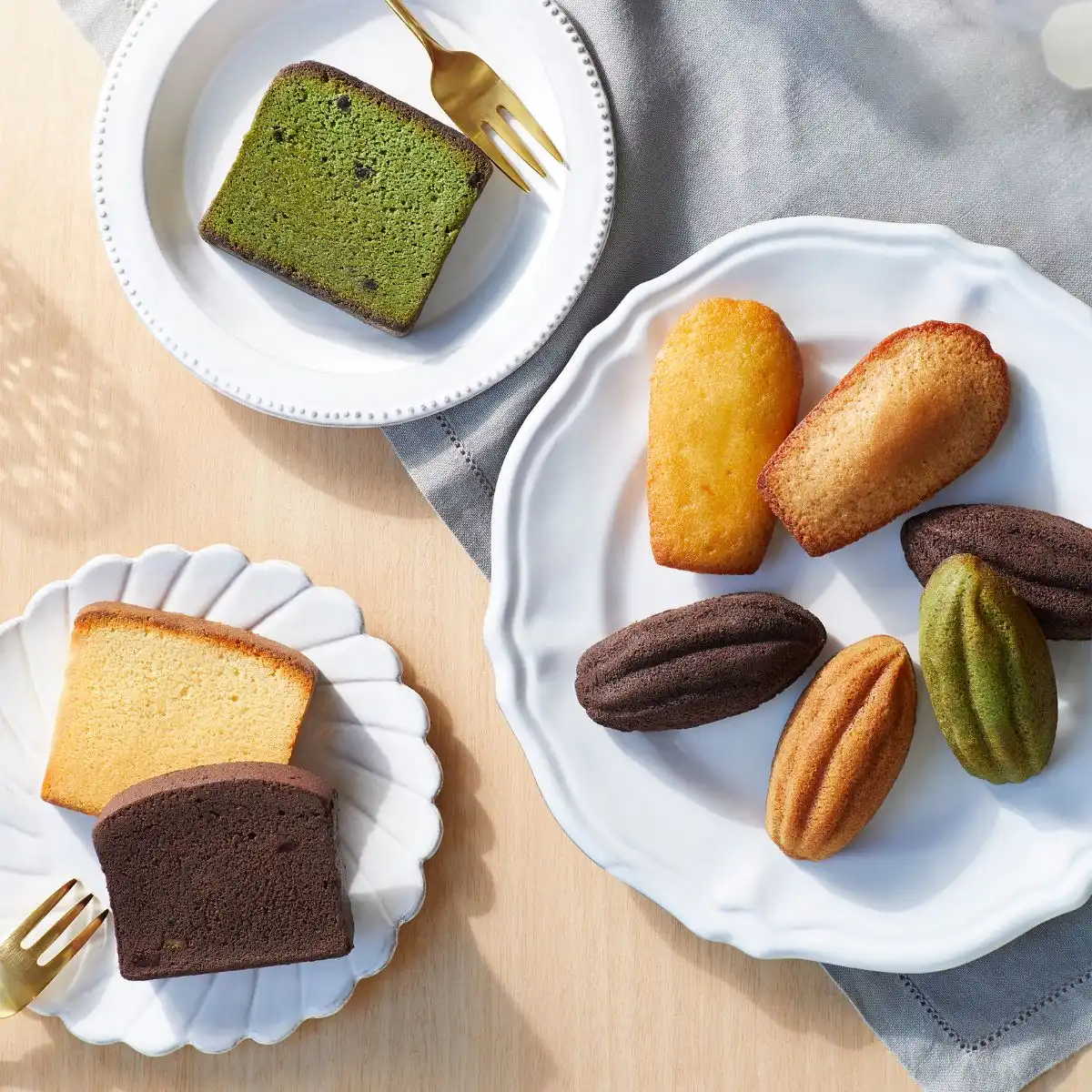 GODIVA パティスリー アソートメント 21個入
